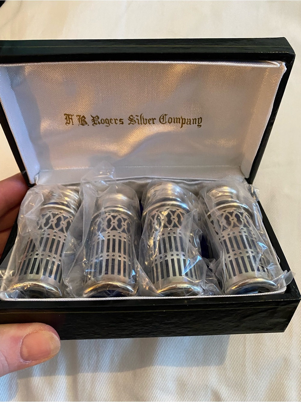 F.B. Rogers Silver Company Set of 4 Salt and pepper shaker